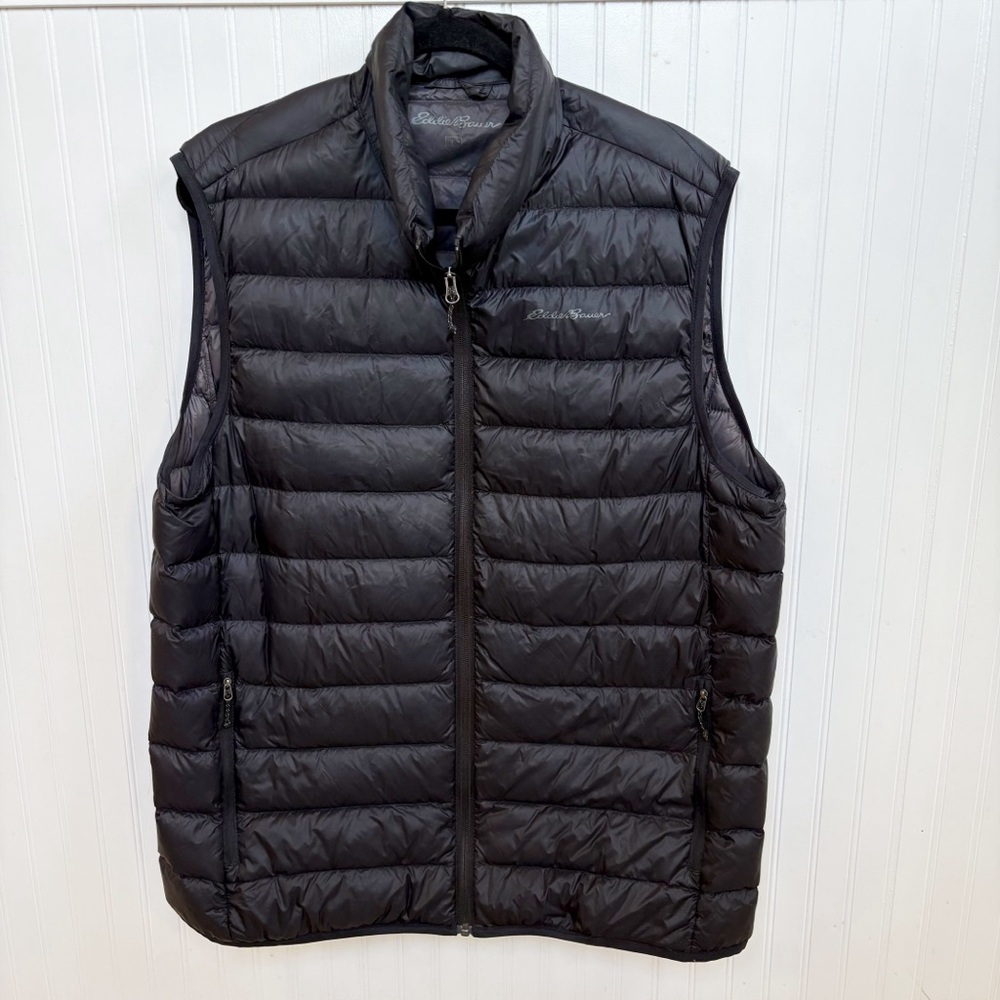 Eddie Bauer Solid Black Quilted Packable Puffer V… - image 1
